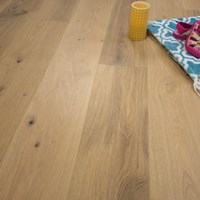 European French Oak Prefinished Engineered Hardwood Flooring at Wholesale Prices